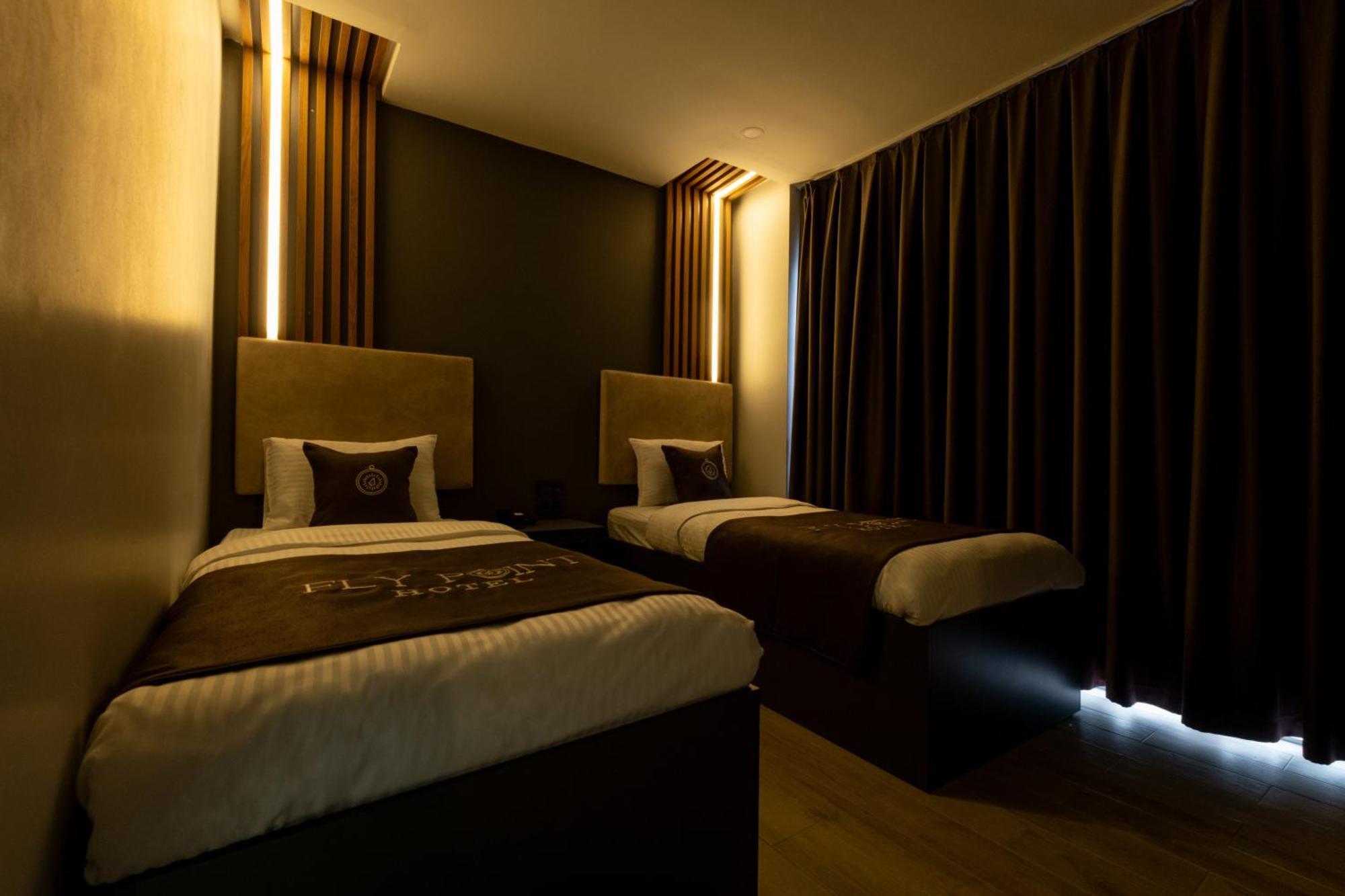 Fly Point Airport Hotel Arnavutkoy Exterior foto