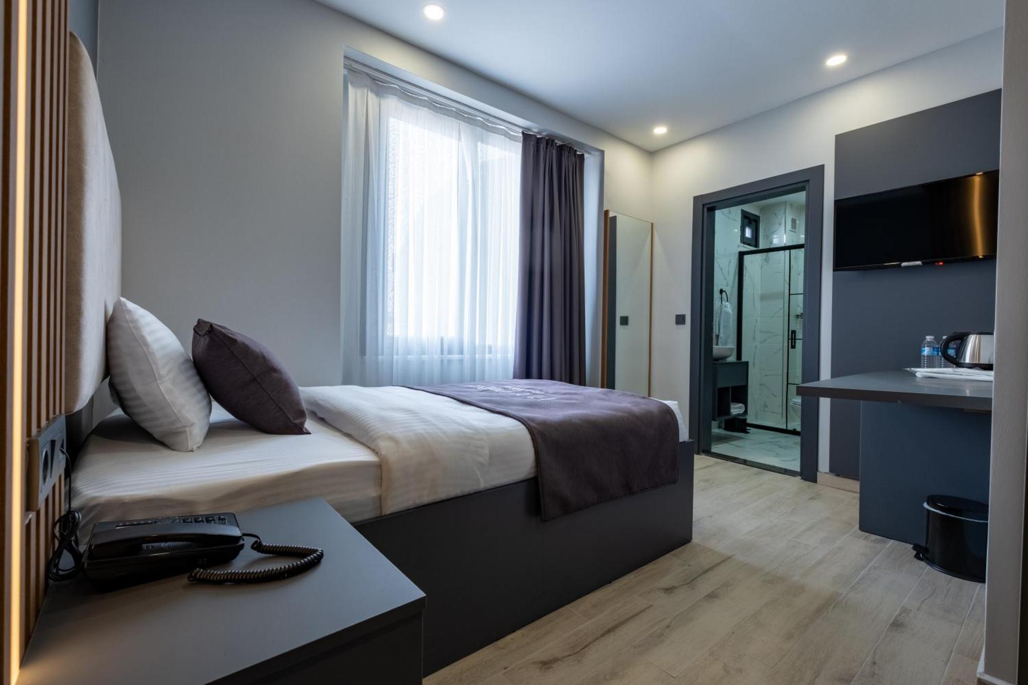 Fly Point Airport Hotel Arnavutkoy Exterior foto